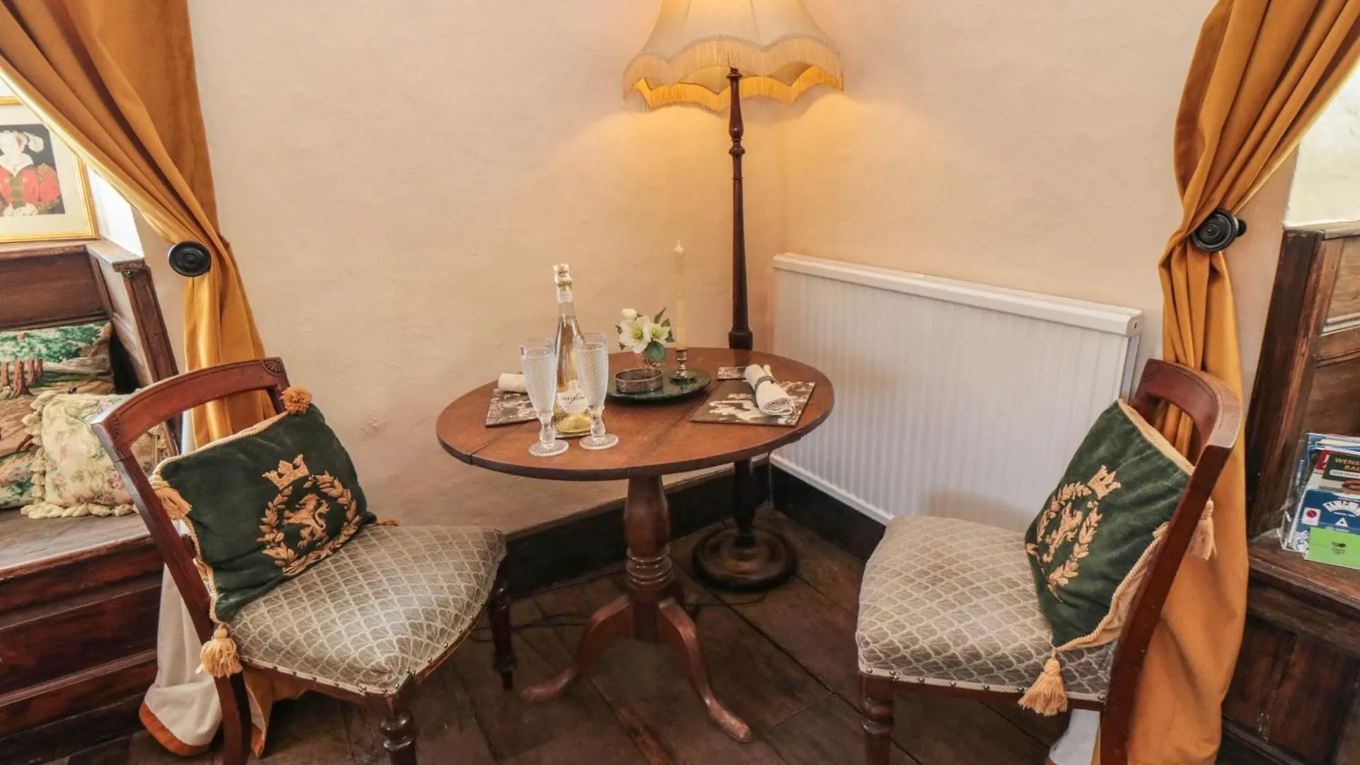 Catherine Parrs Sewing Room بيدال المملكة المتحدة