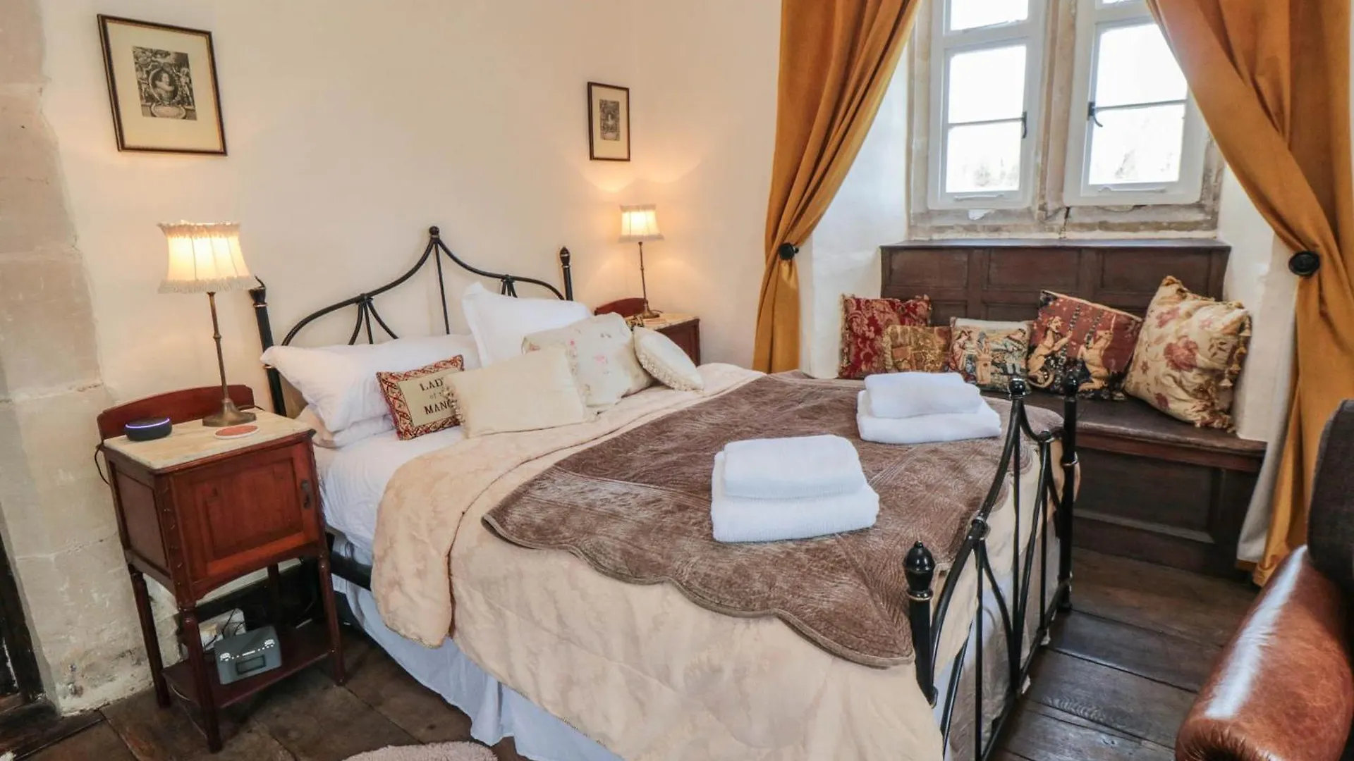 Catherine Parrs Sewing Room بيدال شقة