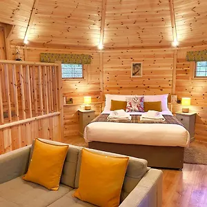  Lodge High Parks
